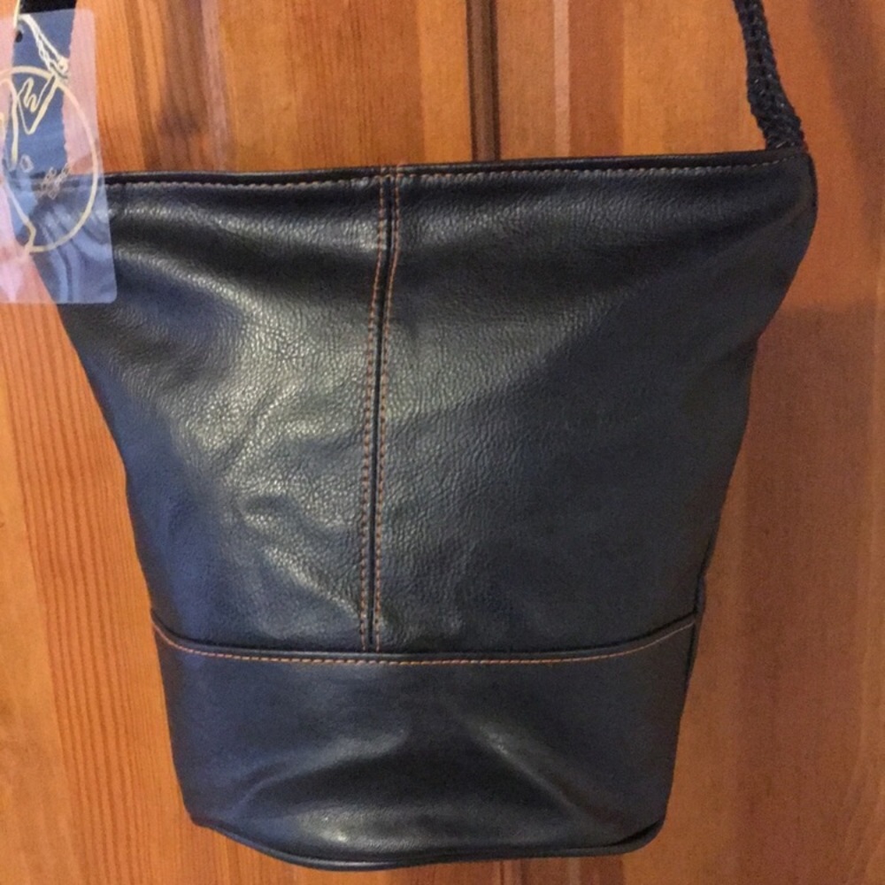 NEW PACIFIC EXPRESS Small Leather PU Like Bucket Shoulder Bag